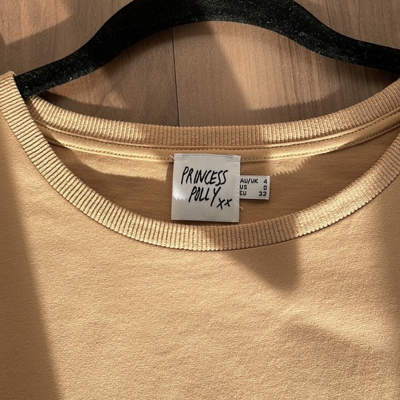 Princess Polly Ruffle Top - Picture 4 of 4